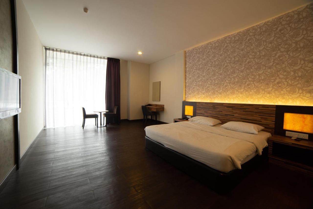 Waterfront Boutique Hotel Port Dickson Ngoại thất bức ảnh