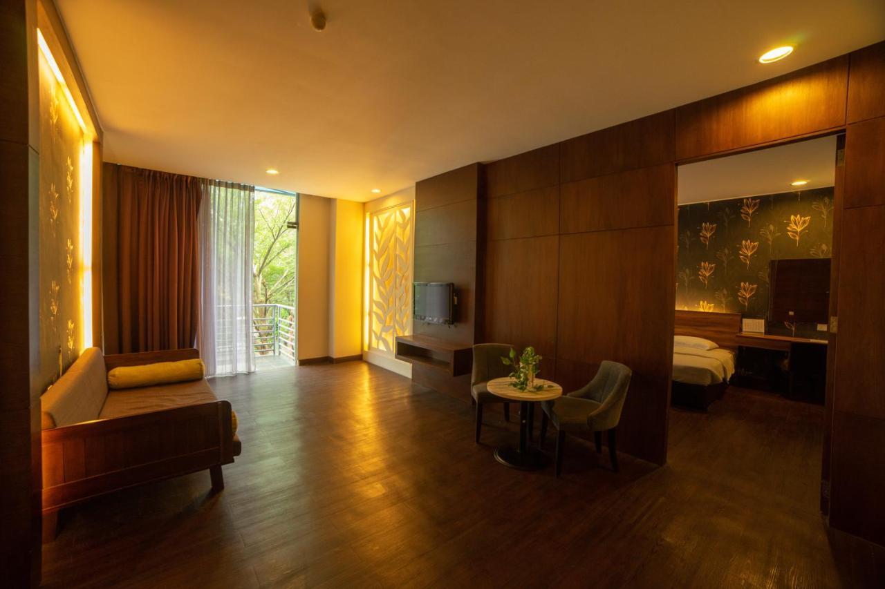 Waterfront Boutique Hotel Port Dickson Ngoại thất bức ảnh